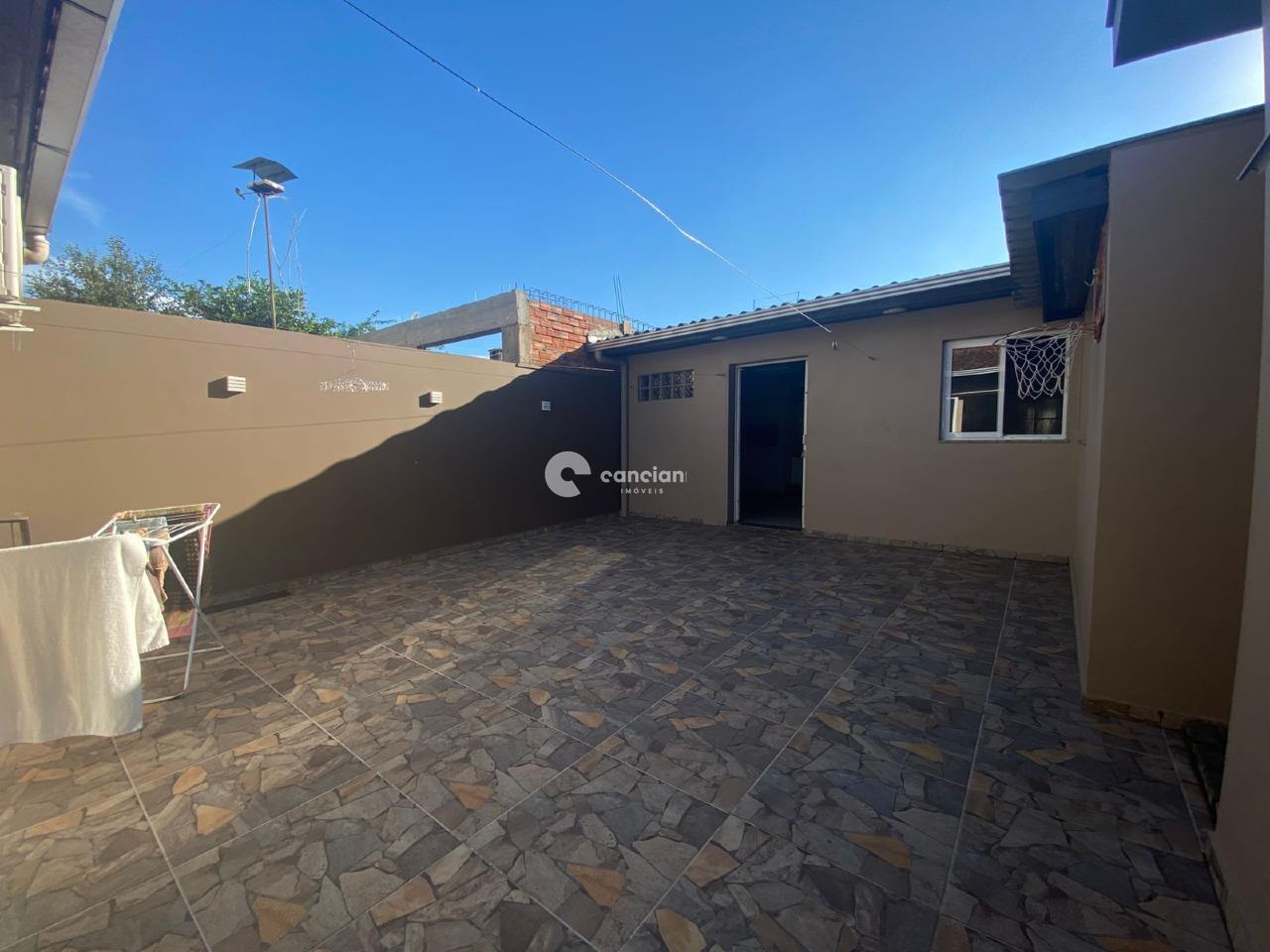 Casa à venda no Camobi: 