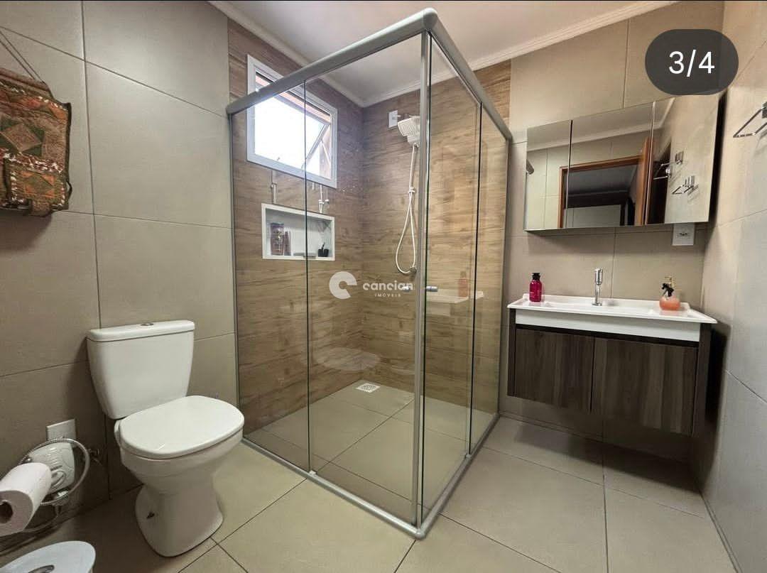 Casa à venda no Camobi: 