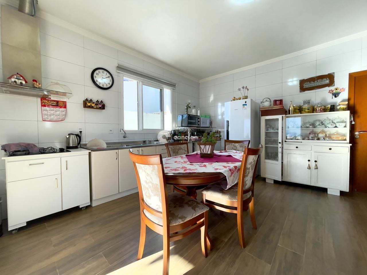 Casa para aluguel no Pé de Plátano: