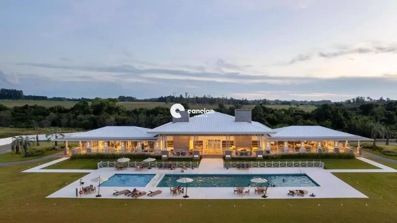 Terreno à venda no Tomazetti: