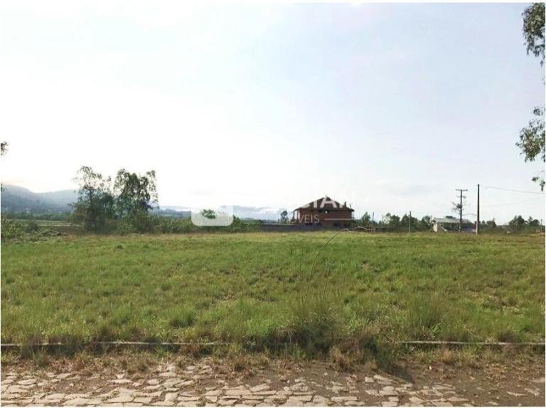 Terreno à venda no Pé de Plátano: