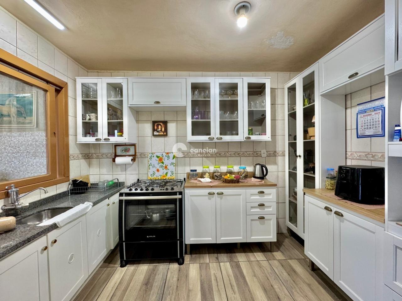 Casa à venda no Camobi: 