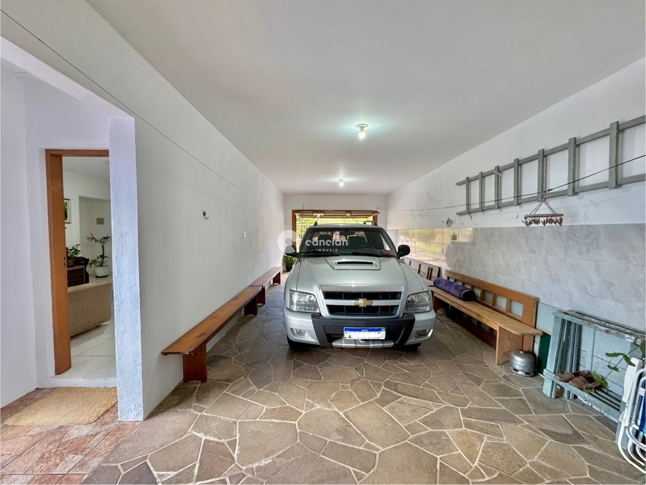 Casa à venda no Camobi: 