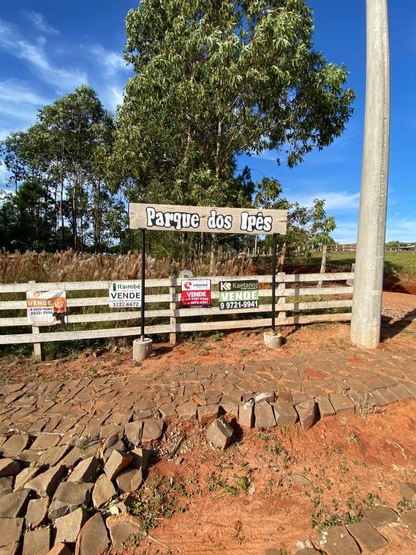 Terreno à venda no Zona rural: 