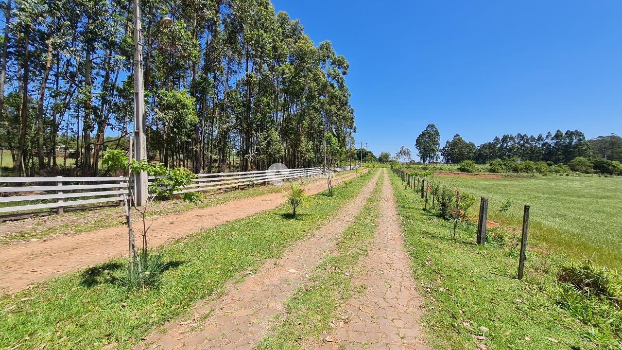 Terreno à venda no Zona rural: 