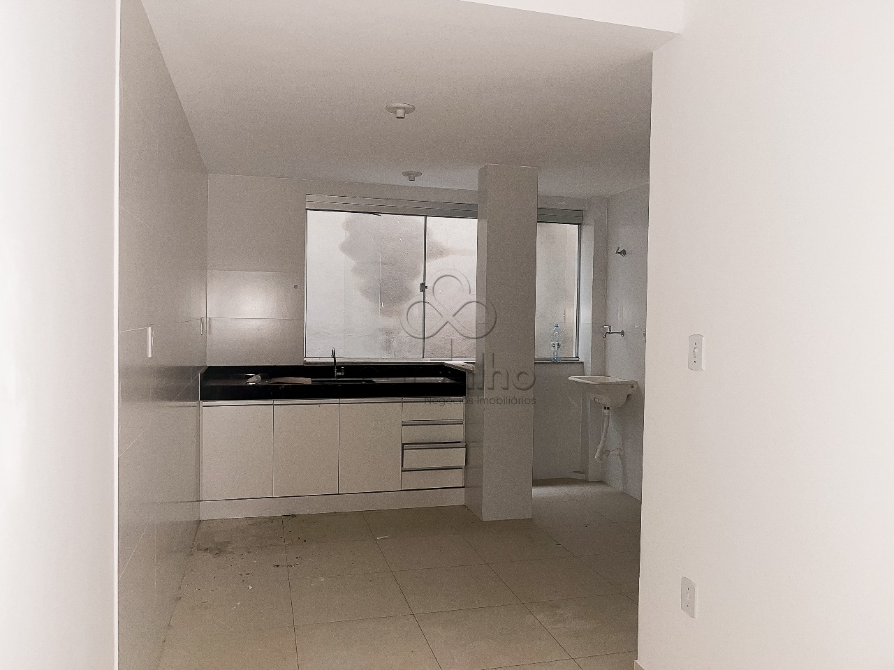 Kitnet à venda no CENTRO: 