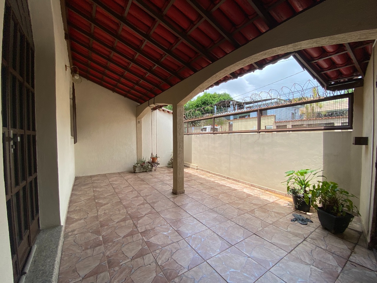 Casa à venda no Tirol: Casa à venda - Tirol, - Belo Horizonte