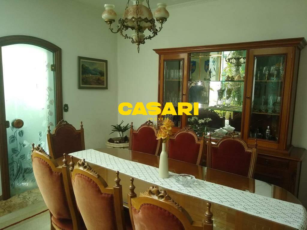 Sobrado para à venda no bairro Dos Casa, São Bernardo do Campo - Casari Imóveis: 