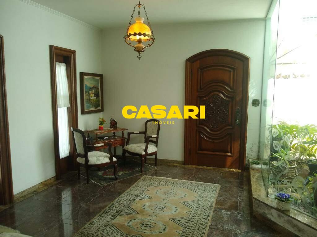 Sobrado para à venda no bairro Dos Casa, São Bernardo do Campo - Casari Imóveis: 