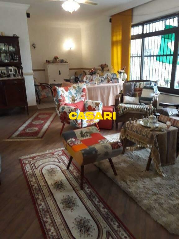 Casa para à venda no bairro Rudge Ramos, São Bernardo do Campo - Casari Imóveis: 