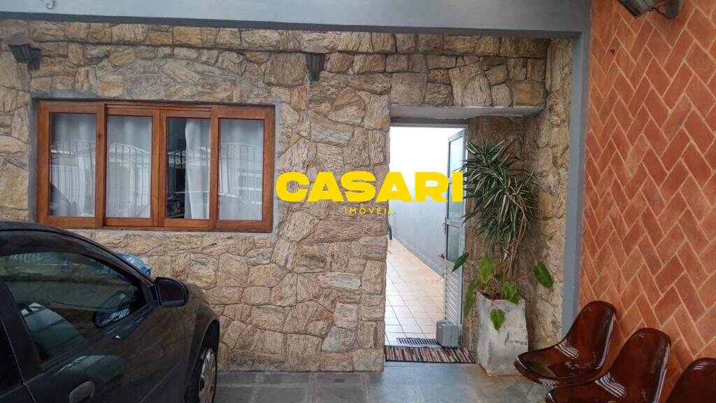 Casa para à venda no bairro Paulicéia, São Bernardo do Campo - Casari Imóveis: 