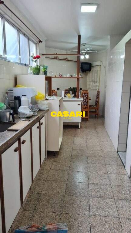 Sobrado para à venda no bairro Vila Euclides, São Bernardo do Campo - Casari Imóveis: 