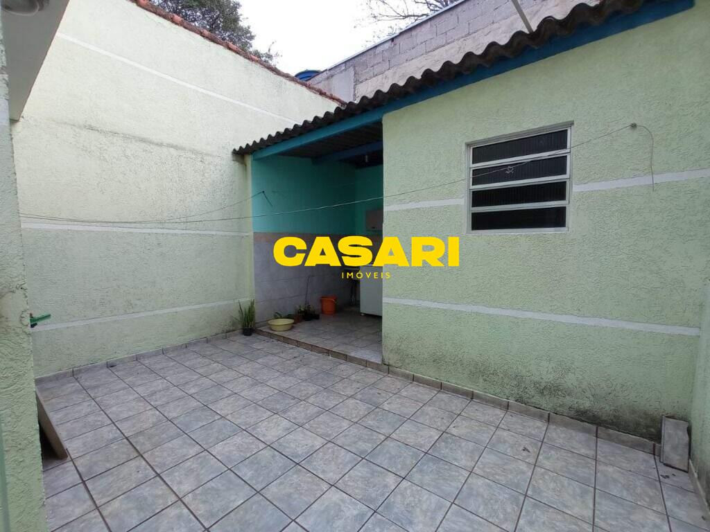 Sobrado para à venda no bairro Rudge Ramos, São Bernardo do Campo - Casari Imóveis: 
