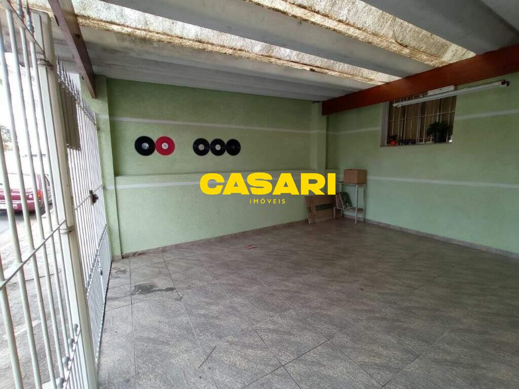 Sobrado para à venda no bairro Rudge Ramos, São Bernardo do Campo - Casari Imóveis: 