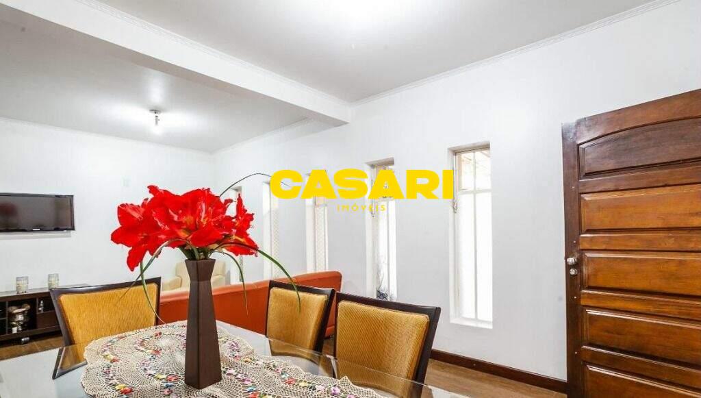 Sobrado para à venda no bairro Jardim Bela Vista, São Bernardo do Campo - Casari Imóveis: 