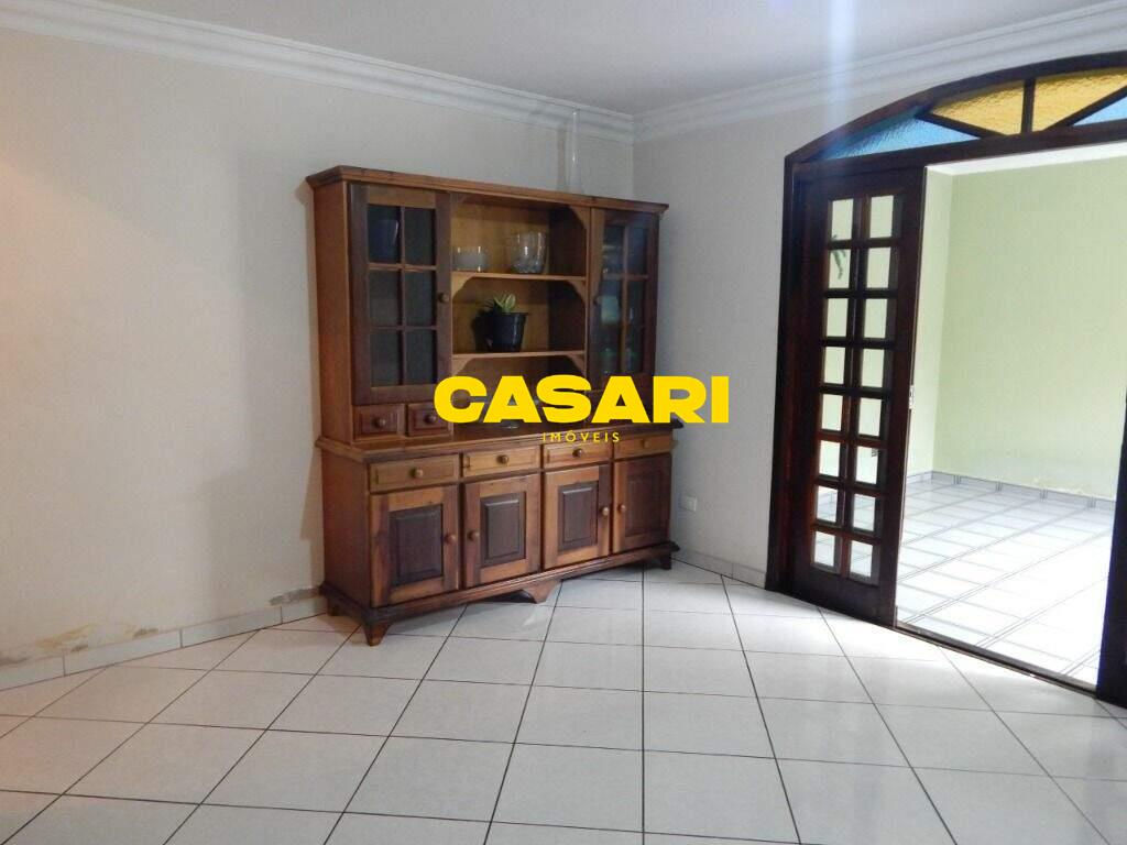 Sobrado para à venda no bairro Parque Terra Nova, São Bernardo do Campo - Casari Imóveis: 