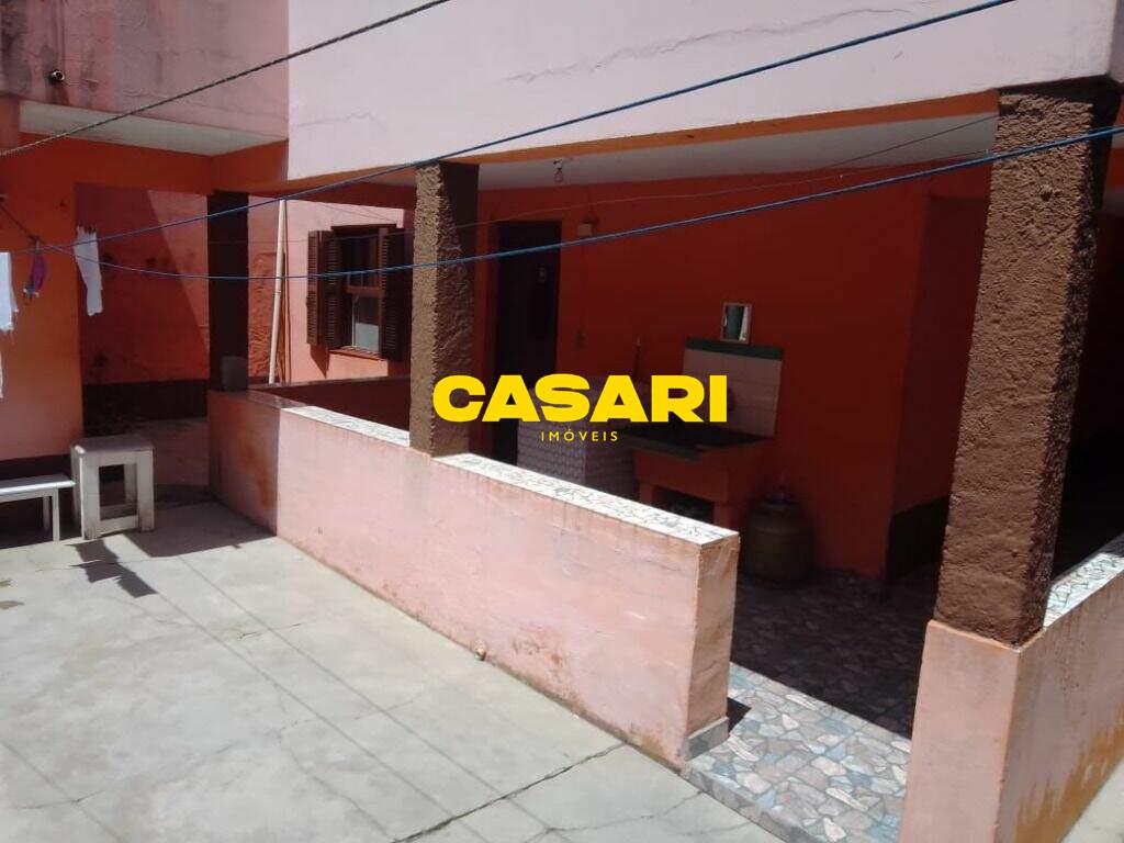Casa para à venda no bairro Alves Dias, São Bernardo do Campo - Casari Imóveis: 