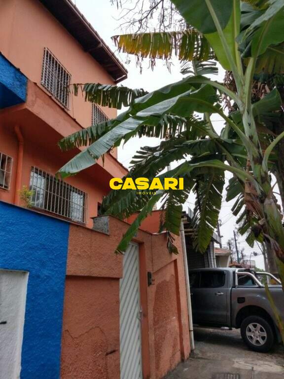 Sobrado para à venda no bairro Baeta Neves, São Bernardo do Campo - Casari Imóveis: 