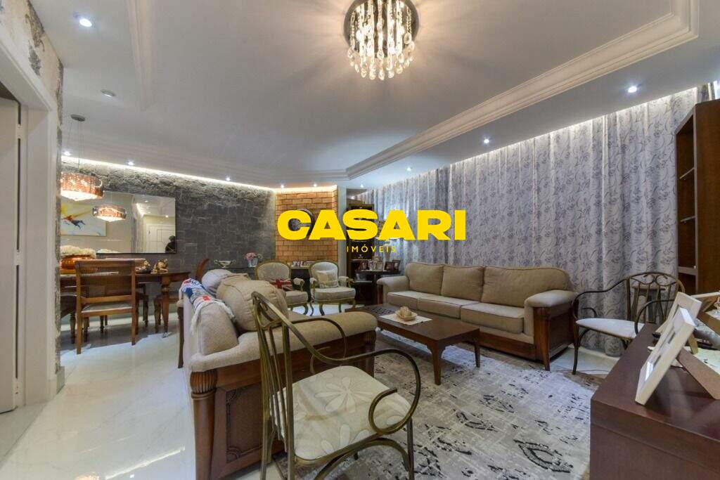 Sobrado para à venda no bairro Nova Petrópolis, São Bernardo do Campo - Casari Imóveis: 