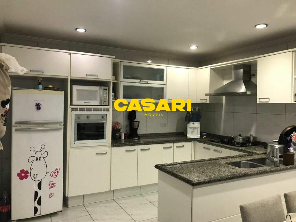 Sobrado para à venda no bairro Paulicéia, São Bernardo do Campo - Casari Imóveis: 