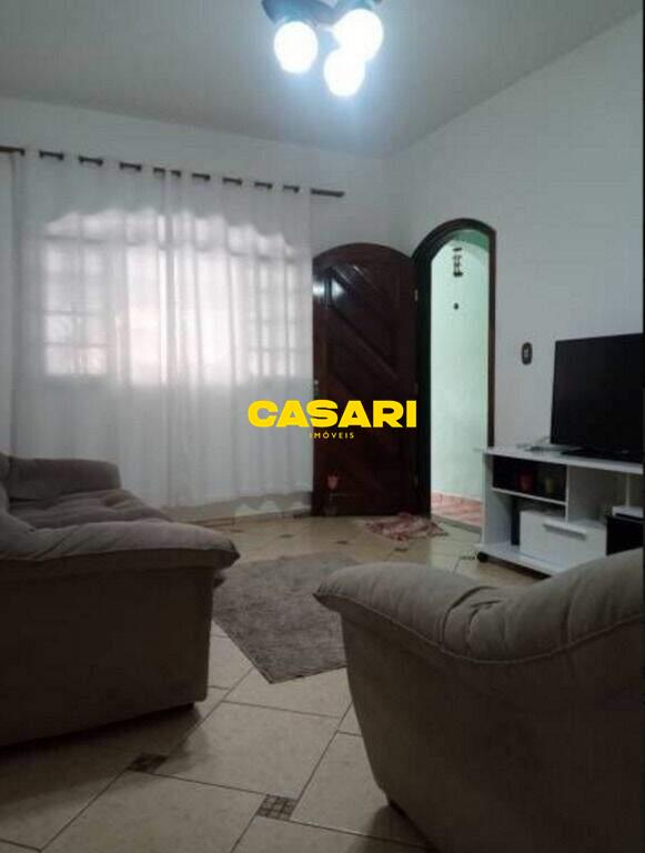 Sobrado para à venda no bairro Montanhão, São Bernardo do Campo - Casari Imóveis: 