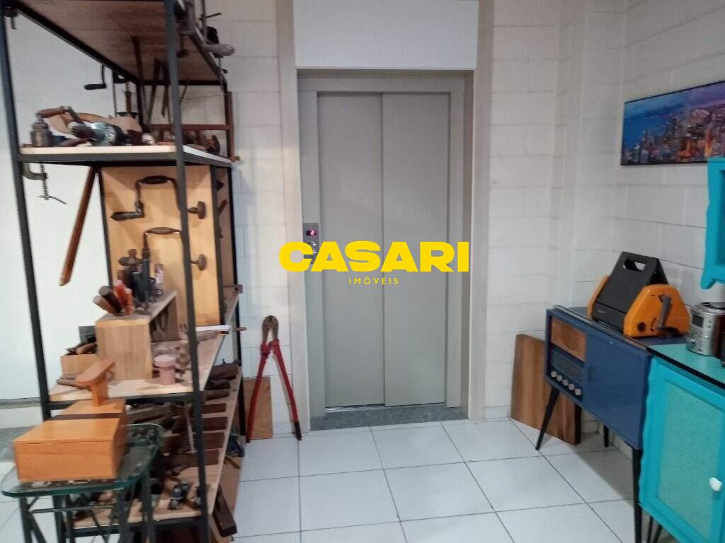 Prédio para à venda no bairro Paulicéia, São Bernardo do Campo - Casari Imóveis: 