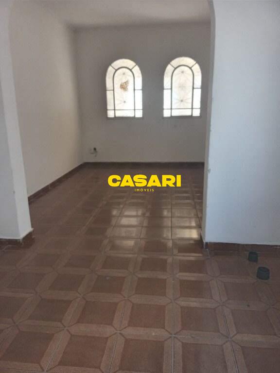 Casa para à venda no bairro Nova Petrópolis, São Bernardo do Campo - Casari Imóveis: 