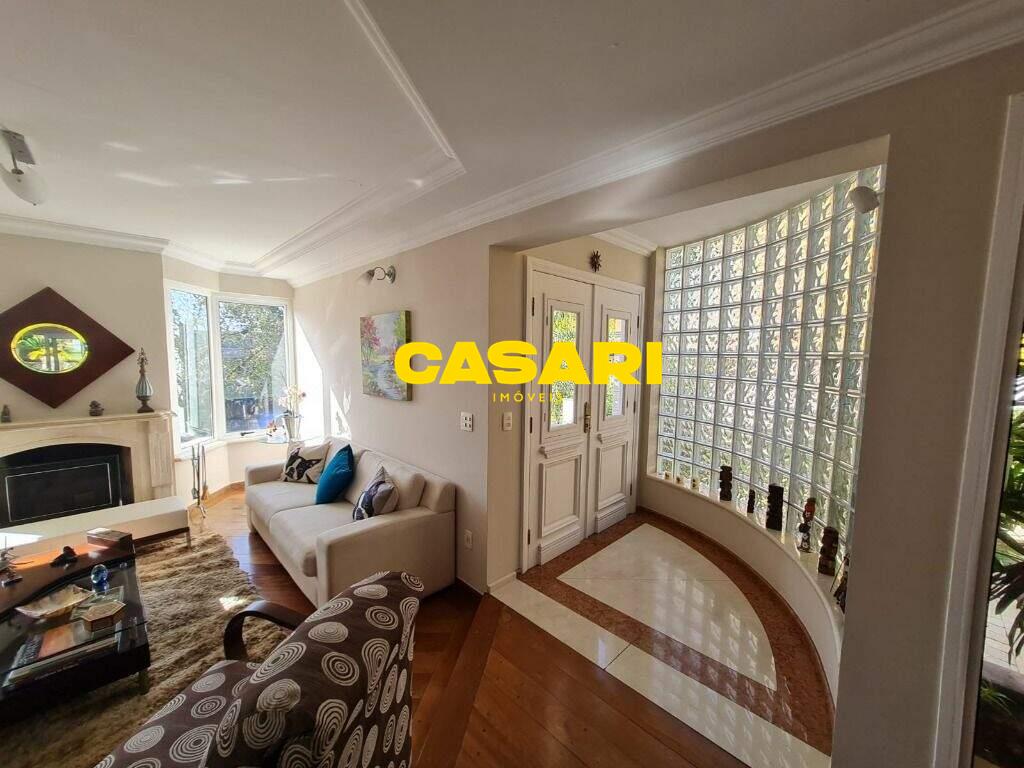 Sobrado para à venda no bairro Parque Terra Nova II, São Bernardo do Campo - Casari Imóveis: 