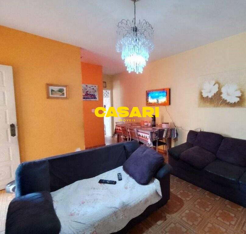 Sobrado para à venda no bairro Baeta Neves, São Bernardo do Campo - Casari Imóveis: 