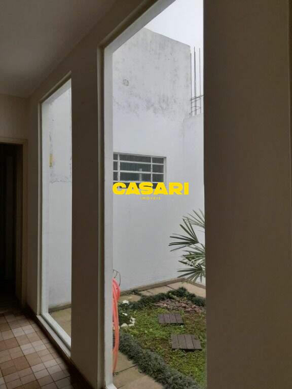 Casa para à venda no bairro Vila Assunção, São Bernardo do Campo - Casari Imóveis: 