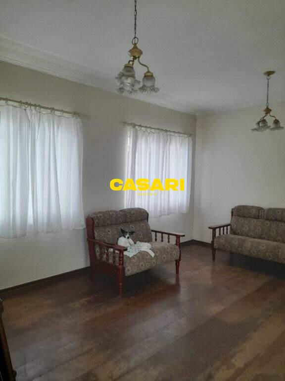 Casa para à venda no bairro Vila Assunção, São Bernardo do Campo - Casari Imóveis: 