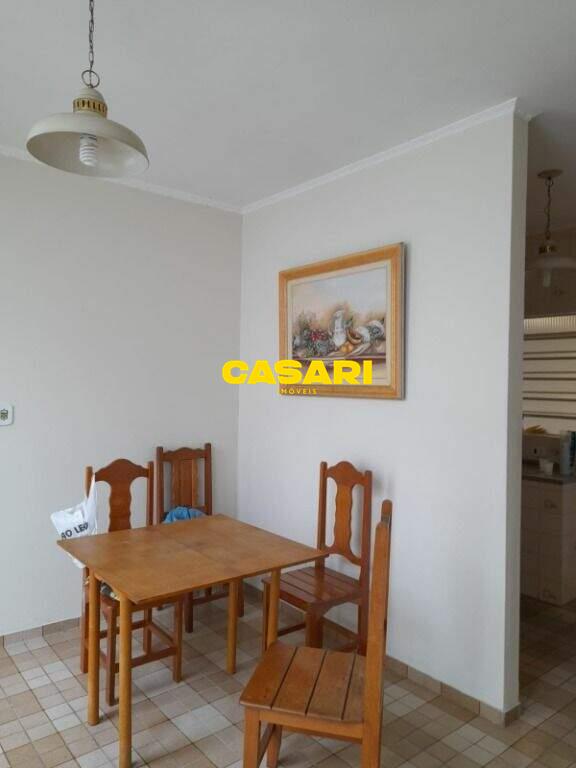 Casa para à venda no bairro Vila Assunção, São Bernardo do Campo - Casari Imóveis: 