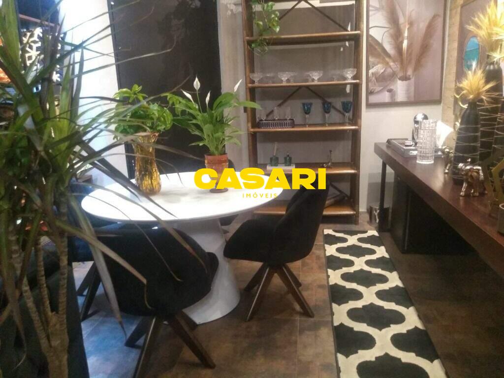 Casa para à venda no bairro Centro, São Bernardo do Campo - Casari Imóveis: 