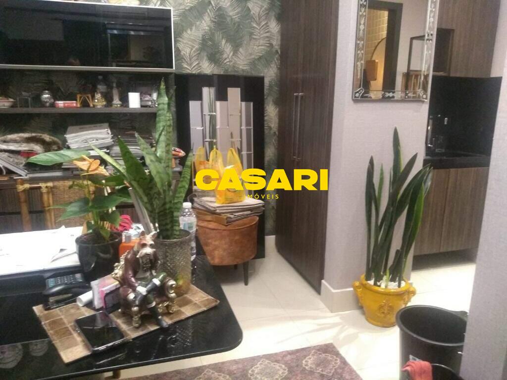 Casa para à venda no bairro Centro, São Bernardo do Campo - Casari Imóveis: 