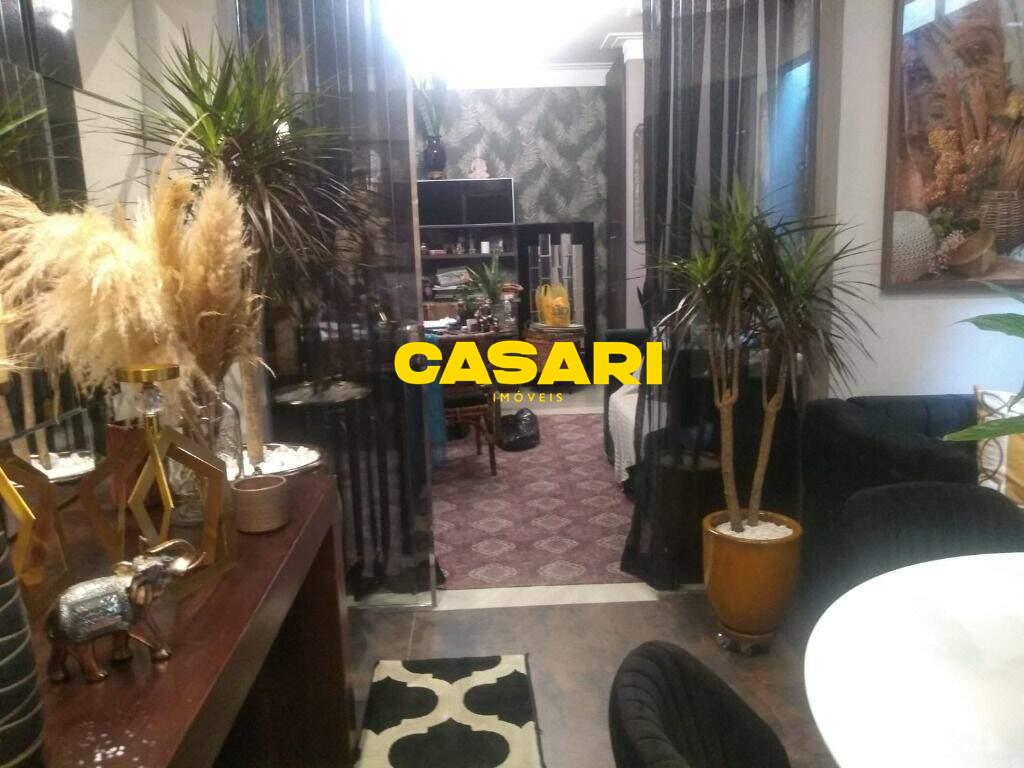 Casa para à venda no bairro Centro, São Bernardo do Campo - Casari Imóveis: 