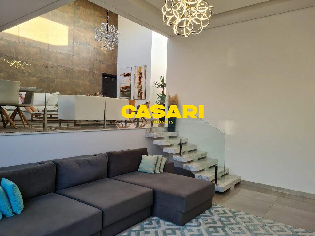 Casa para à venda no bairro Portal das Estrelas, São Bernardo do Campo - Casari Imóveis: 
