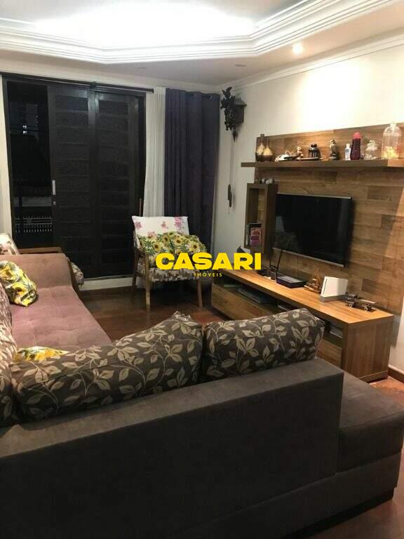 Sobrado para à venda no bairro Santa Terezinha, São Bernardo do Campo - Casari Imóveis: 