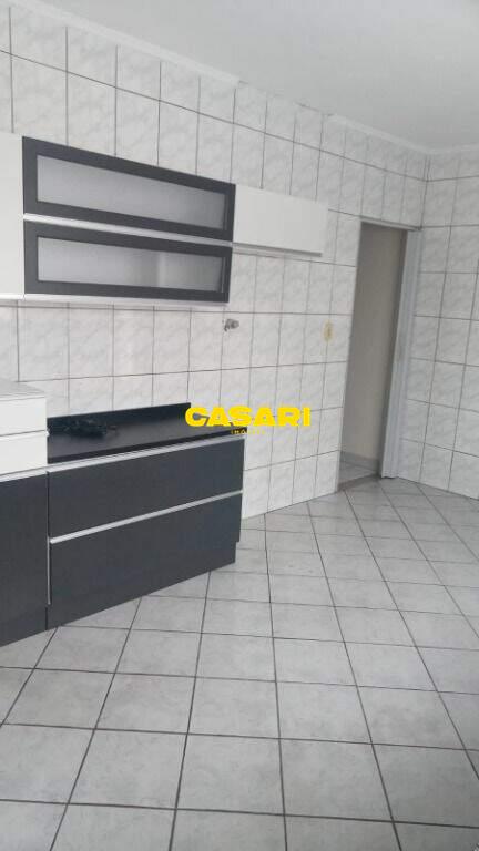 Casa para à venda no bairro Alves Dias, São Bernardo do Campo - Casari Imóveis: 