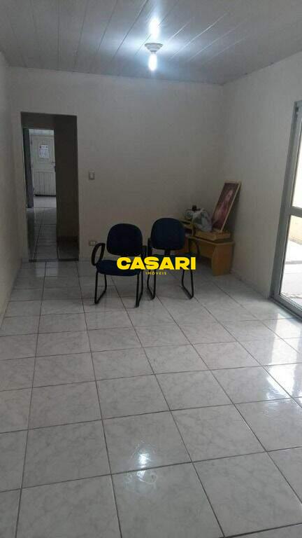 Casa para à venda no bairro Alves Dias, São Bernardo do Campo - Casari Imóveis: 