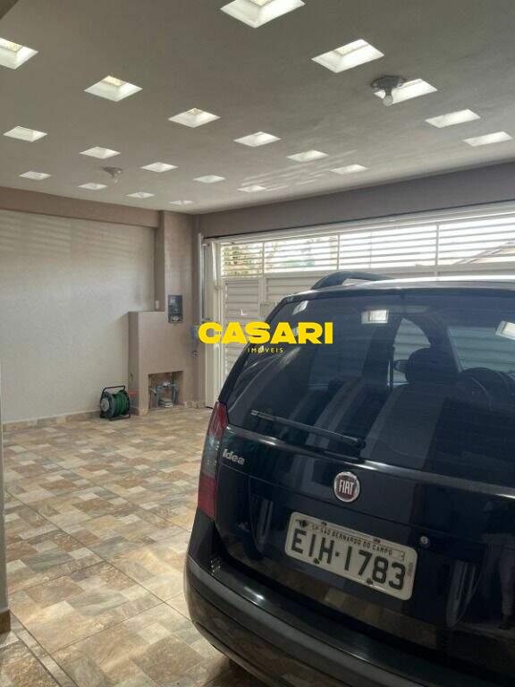 Sobrado para à venda no bairro Jordanópolis, São Bernardo do Campo - Casari Imóveis: 