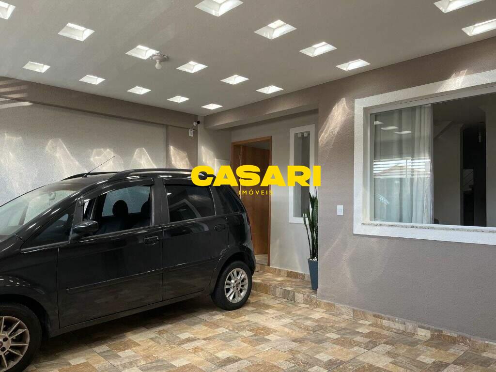 Sobrado para à venda no bairro Jordanópolis, São Bernardo do Campo - Casari Imóveis: 