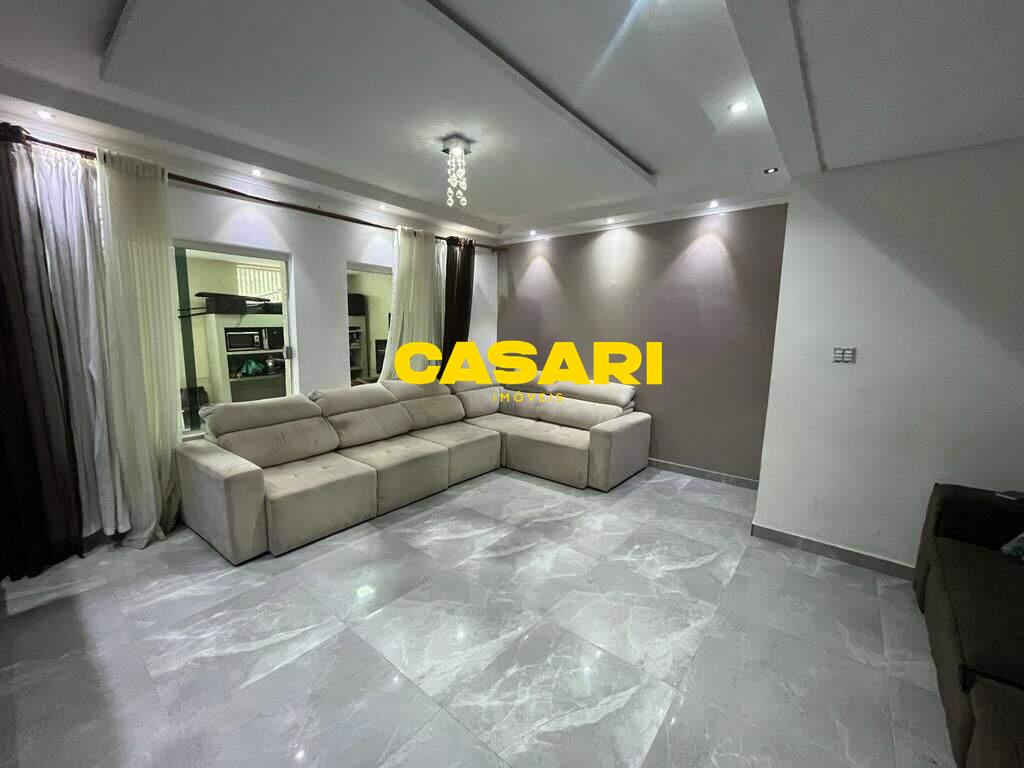 Sobrado para à venda no bairro Jordanópolis, São Bernardo do Campo - Casari Imóveis: 