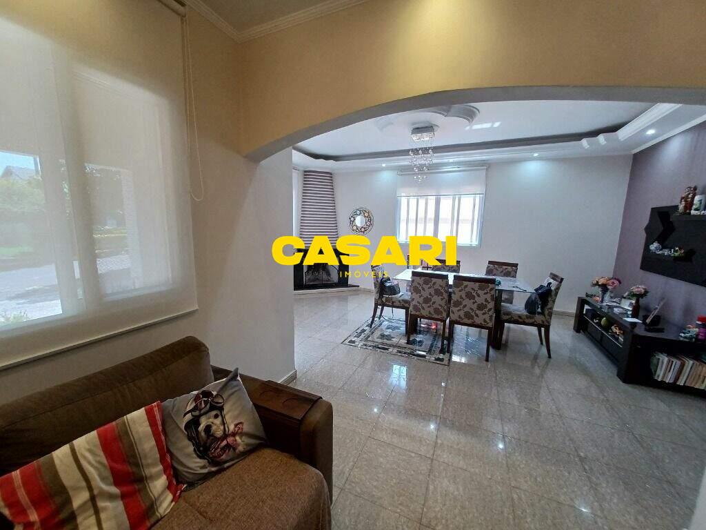 Casa para à venda no bairro Portal dos Pássaros, São Bernardo do Campo - Casari Imóveis: 
