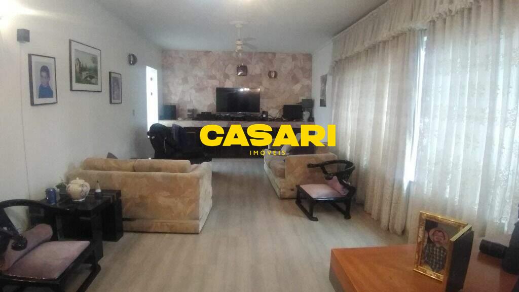 Casa para à venda no bairro Parque dos Pássaros, São Bernardo do Campo - Casari Imóveis: 