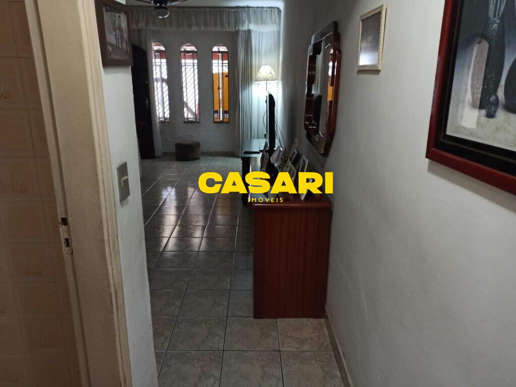 Sobrado para à venda no bairro Jardim do Mar, São Bernardo do Campo - Casari Imóveis: 