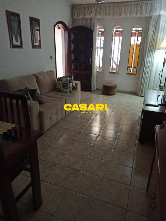 Sobrado para à venda no bairro Jardim do Mar, São Bernardo do Campo - Casari Imóveis: 