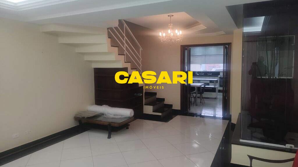 Sobrado para à venda no bairro Centro, São Bernardo do Campo - Casari Imóveis: 