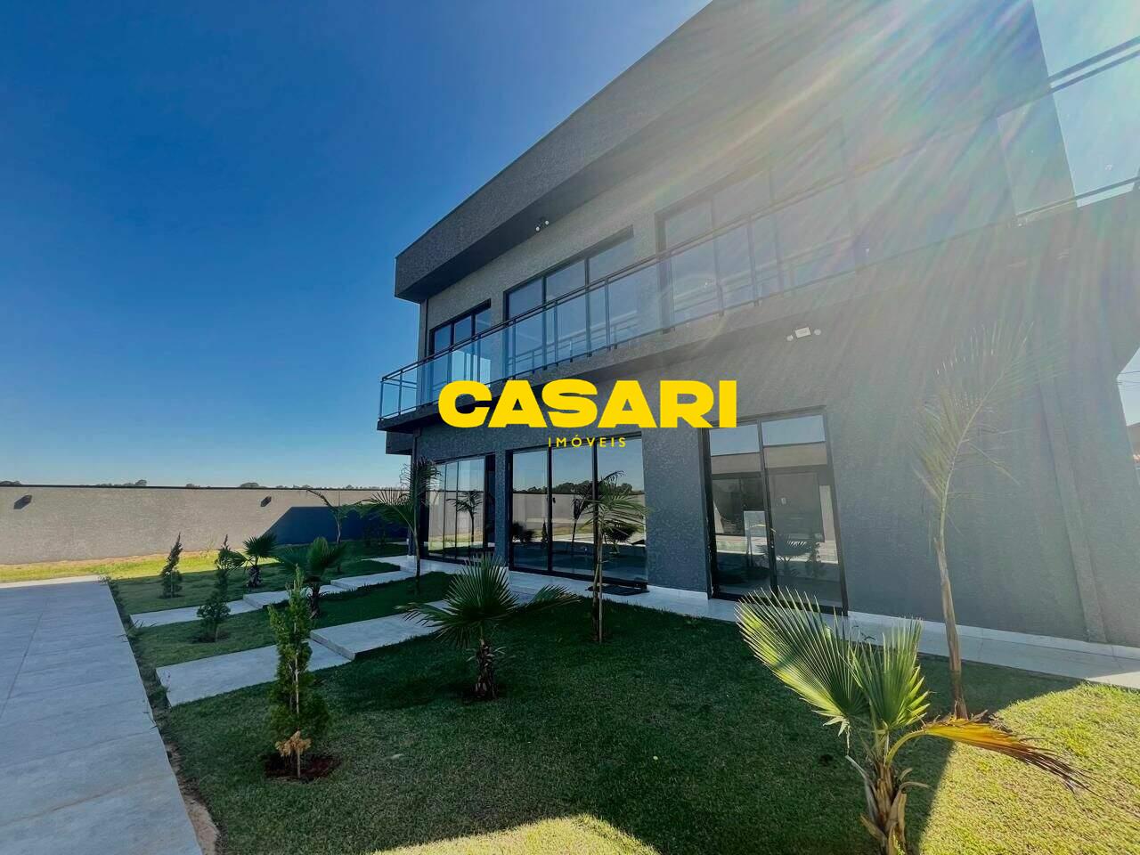 Casa para à venda no bairro Portal dos Lagos, São Bernardo do Campo - Casari Imóveis: 