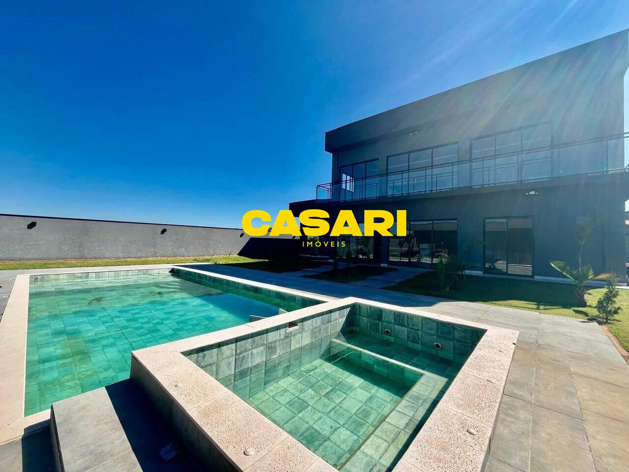 Casa para à venda no bairro Portal dos Lagos, São Bernardo do Campo - Casari Imóveis: 