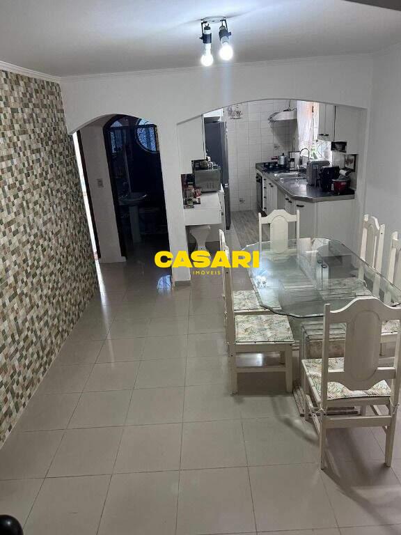 Sobrado para à venda no bairro Vila Humaitá, São Bernardo do Campo - Casari Imóveis: 